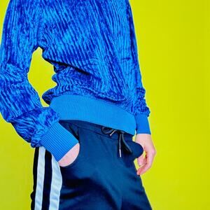 Vintage 80's Blue Soft Ribbed Pullover